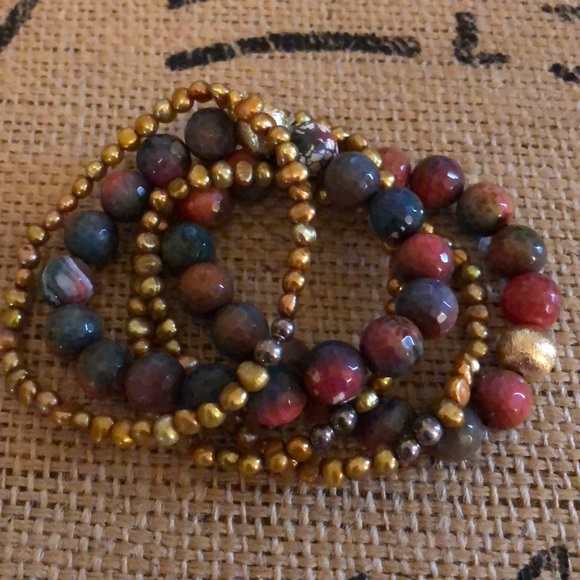 Jewelry - Set of five stretchy bangles perfect for fall!